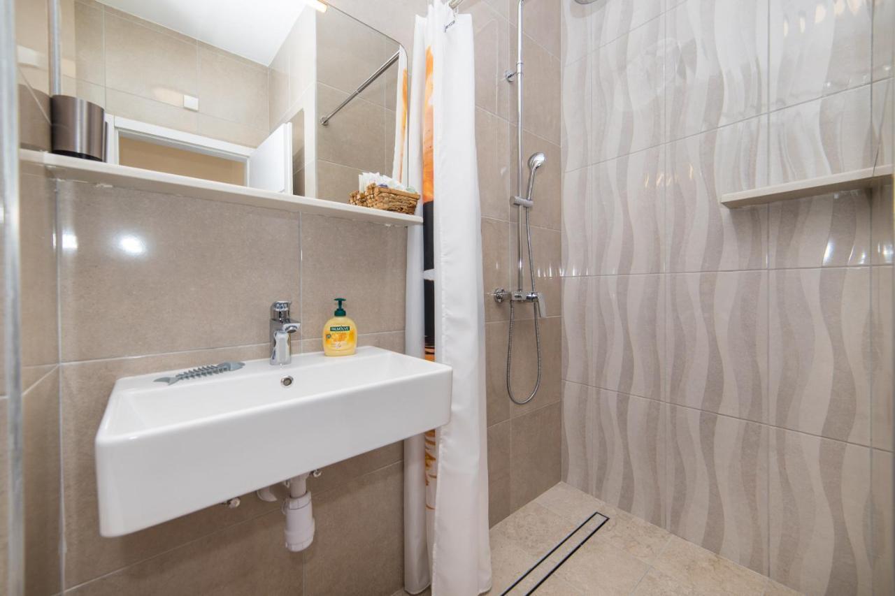 Apartment Maris Makarska Eksteriør bilde